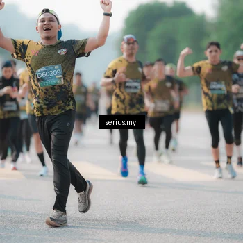 Runner Photo 6420045