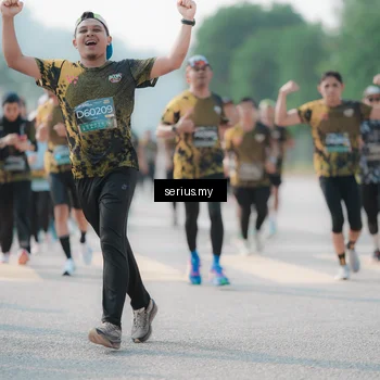 Runner Photo 6420047