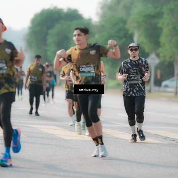 Runner Photo 6420064