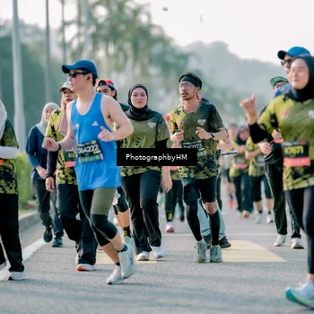 Runner Photo 6420084