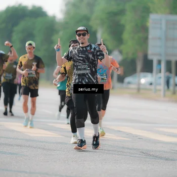 Runner Photo 6420086