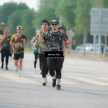 Runner Photo 6420091