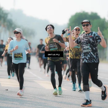 Runner Photo 6420115