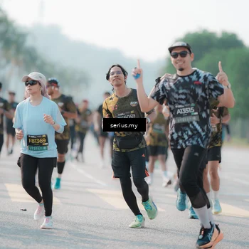 Runner Photo 6420117