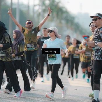 Runner Photo 6420134