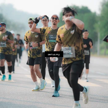 Runner Photo 6420137