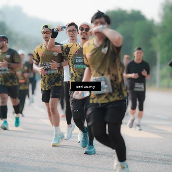 Runner Photo 6420139
