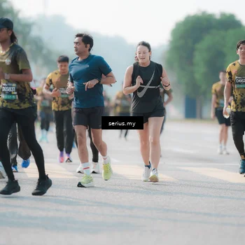 Runner Photo 6420184