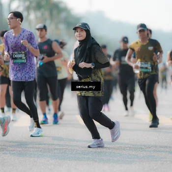 Runner Photo 6420204