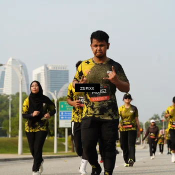 Runner Photo 6420258