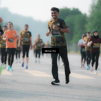 Runner Photo 6420263