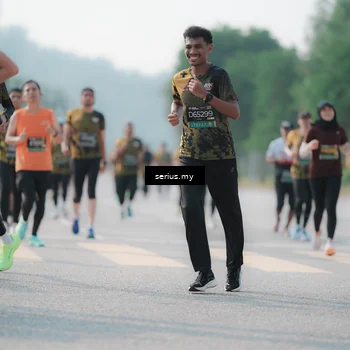 Runner Photo 6420264