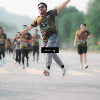 Runner Photo 6420271