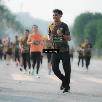 Runner Photo 6420274