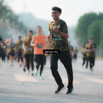Runner Photo 6420276