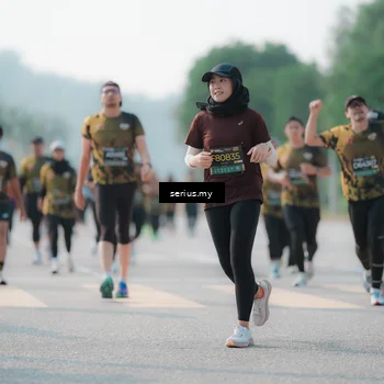 Runner Photo 6420300
