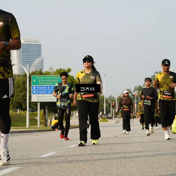 Runner Photo 6420308