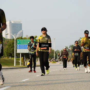 Runner Photo 6420310