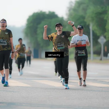 Runner Photo 6420312