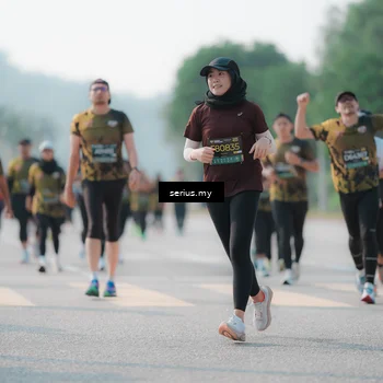 Runner Photo 6420321