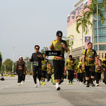 Runner Photo 6420322