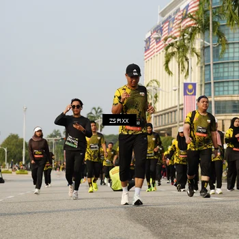 Runner Photo 6420329