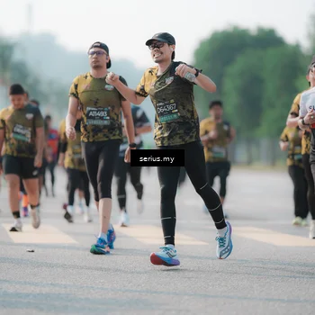 Runner Photo 6420337