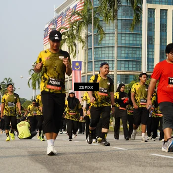 Runner Photo 6420354