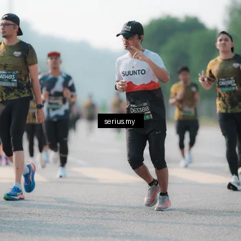 Runner Photo 6420356