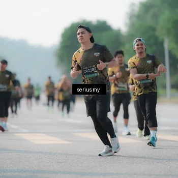 Runner Photo 6420365