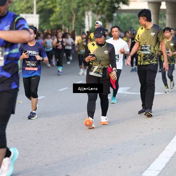 Runner Photo 6420367