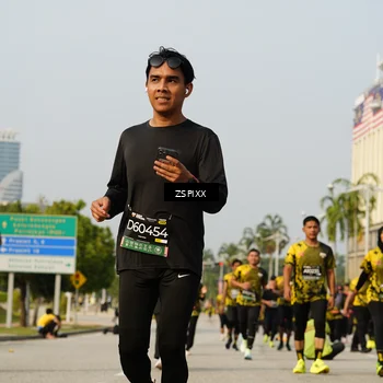 Runner Photo 6420389