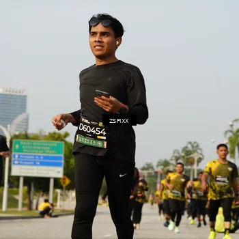 Runner Photo 6420401