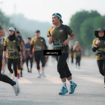 Runner Photo 6420402