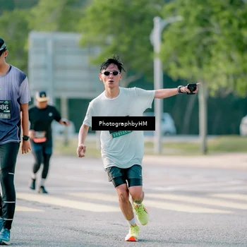 Runner Photo 6420405