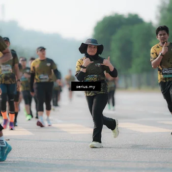 Runner Photo 6420408