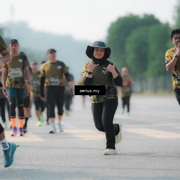 Runner Photo 6420418