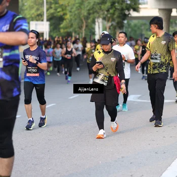 Runner Photo 6420434