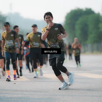 Runner Photo 6420441