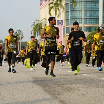 Runner Photo 6420456