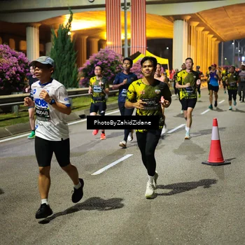Runner Photo 6420471