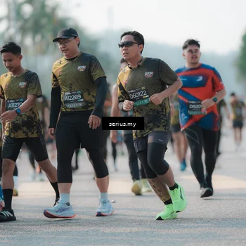 Runner Photo 6420481