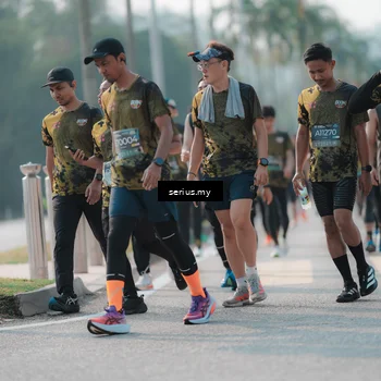 Runner Photo 6420488