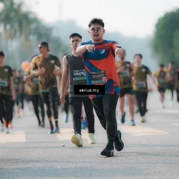 Runner Photo 6420492