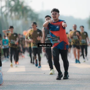 Runner Photo 6420503
