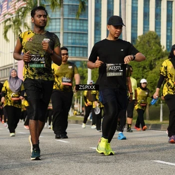 Runner Photo 6420504