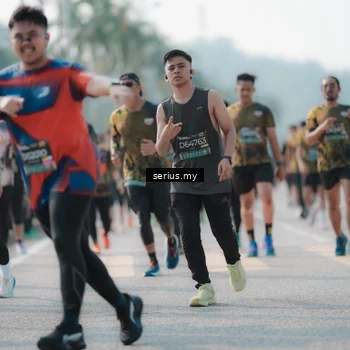 Runner Photo 6420521
