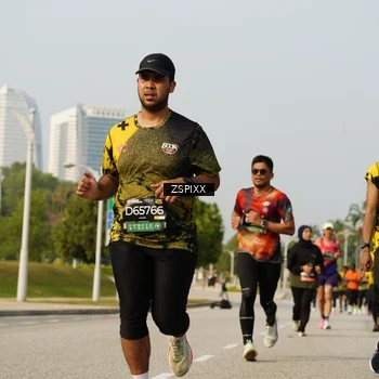 Runner Photo 6420526