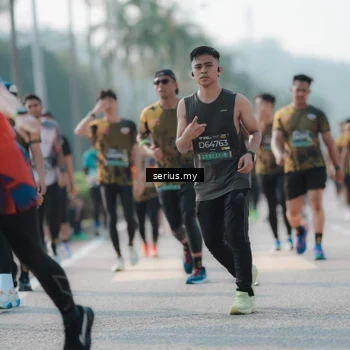 Runner Photo 6420537