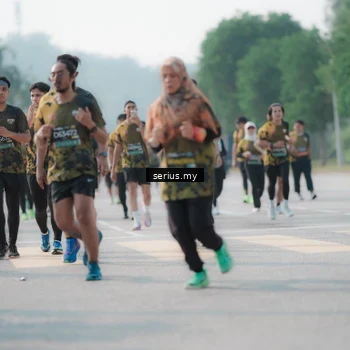 Runner Photo 6420538